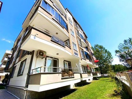 💎akçay'da Aygül'den💎 Bir Kaçmaz Fırsat Daha 💎ayrı Mutfak Deprem Etütlü Ön Cephe 2+1 Satılık Daire