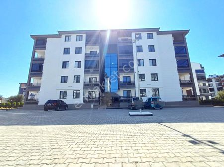 Aygül'den Burhaniye'de Sıfır Site İçi Ön Cephe Ayrı Mutfak Ebeveyn Banyolu Kaçmaz 2+1 Satılık Daire