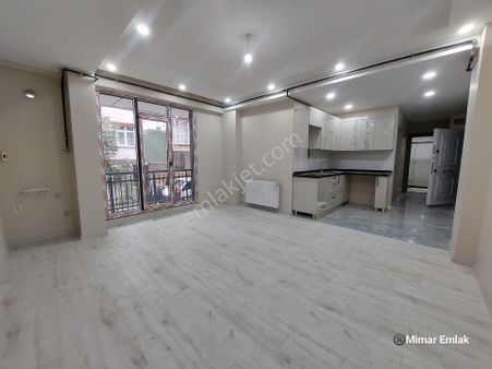 Mimar Yapıdan Satılık Lux 2+1 75m2 Özel Dekorlu Arakat Daire!