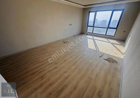 Klc Yatırım A.ş'den Adanova Vıp'te Ultra Lüx Katta 4.5+1 Daire