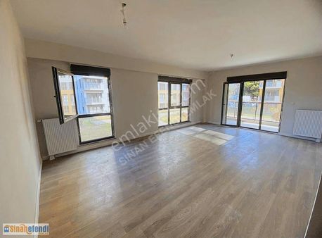 Suryapı'da Beklenen Fırsat 3+1 161 M² Manzaralı Daire.
