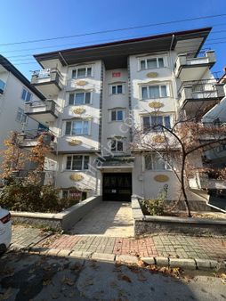 Afyon Üçok Emlaktan İstiklal Mah Satılık 3+1 Temiz Bakımlı Diare