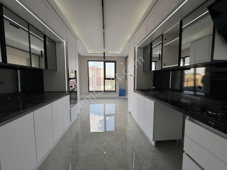 Çiftçioğullarından▃kapalı Otoparklı G.odalı Lüx Yapılı Geniş 4+1