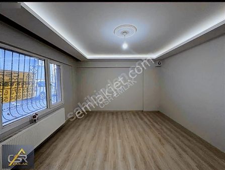 Bozyaka Hüseyin Akdağ Okulu Yakını 3+1 Satılık Daire