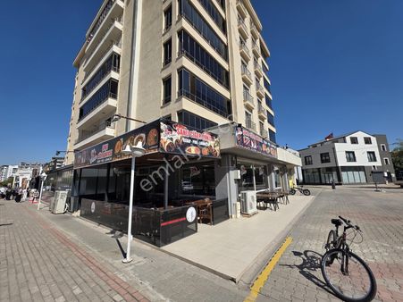 Şüheda Cadde'sinde Köşe Cephe Devren Kebap Salonu