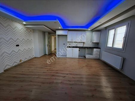 Atıcıdan Belediye Arkası Emniyet Bitişiğinde Kombili Temiz