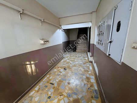 İncirli Caddesi Merkezi Konumda 2+1 Satılık Daire