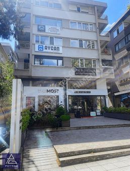 Poyraz'dan Bağdat Caddesi Üzerinde İş Yeri Ve Konuta Uygun 3+1