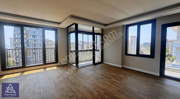 Poyraz'dan Suadiyede Kısmi Deniz Manzaralı Balkonlu 3+1 Satılık