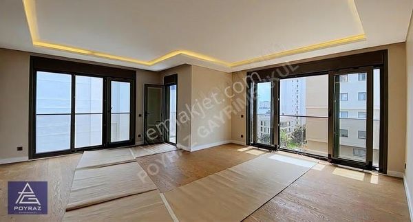 Poyraz'dan Ethemefendi Caddesi Üzerinde Bağdat Cad. Yakın 3+1