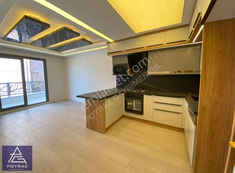 Balıkesir Akçay'da Muhteşem Konumda Teraslı Sıfır 4+2 Dubleks