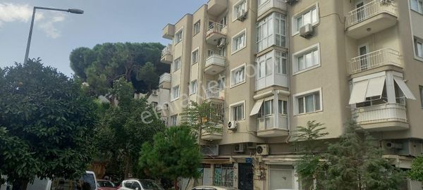 Karşıyaka Bahçelievler'de Satılık Daire