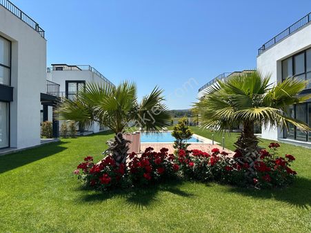 Gelibolu-adilhan Köyü Denize Yürüme Mesafesinde Satılık Villa