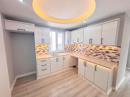 ✔️❇️altınkum'da Şık Tasarımlı Masrafsız Arakat Asansörlü Çift Balkonlu 2+1 Daire