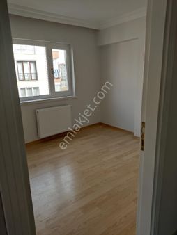 Suvari Mahallesi Köşe Cephe Park Manzaralı Daire