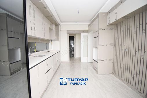 Turyap Yapracık 'tan Tanora Life'ta Satılık 2+1 Daireler