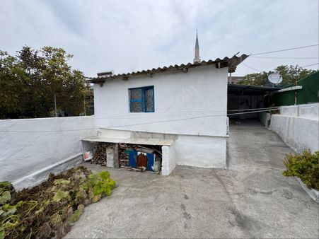 Satılık Avlulu Köy Evimiz