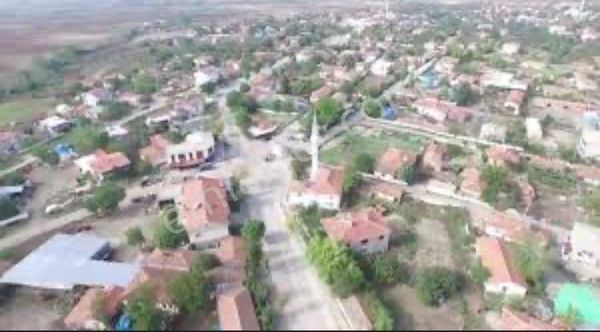 Edirne Keşan Beğendik Köyü Köy Dibinde Satılık Yolu Olan Hisseli Parsel