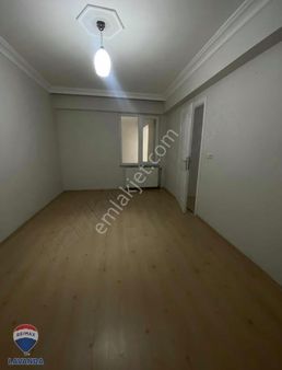 Re/max Lavanda'dan Reşadiye Mahallesi'nde Ferah Kiralık 2+1