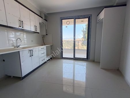 Sancak Emlaktan 3+1 Kapali Mutfak Luks Daire.....