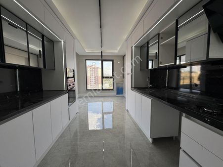 ▃çiftçioğullarından▃ Merkezde K.garajlı Ultralüx 4+1 Daire