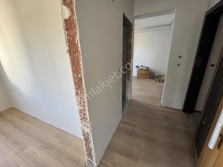 Vızyon'dan Cumhuriyet Mahallesi Satılık 2+1 Daire