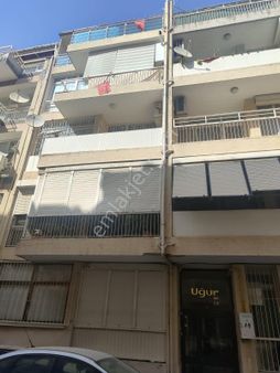 Karşıyaka Mirzanil İlkokulu Yanı Satılık 3+1 Daire