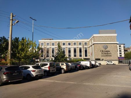 Atakent'te Okyanus Koleji Yanı Satılık 2+1 Daire