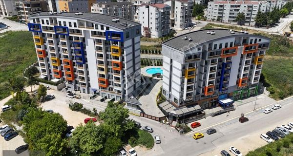 Yaşam Gayrimenkulden Havuzlu Sitede Eşyalı Kiralık 2+1 Daire