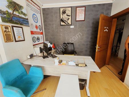 Gmk Bulvarı 1.kat Ön Cephe Geniş Teras Kullanımlı Satılık Ofis