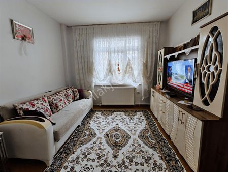 Köprü Emlaktan Yunusemre Mah'de Satılık 85m2 2+1 2.kat Daire