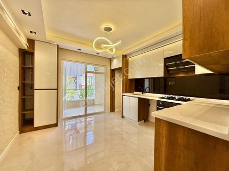 Çiftçioğulların'dan█a Life Yakını Asansörlü Çift Banyolu Lüx 4+1