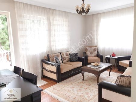 Marmaris Kemeraltı Pazar Yerinde, Otoparklı Binada, Eşyalı Daire