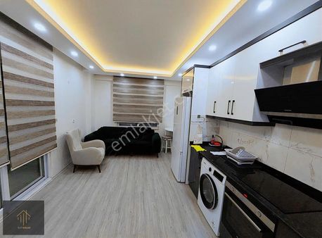 Pazarcı Mahallesinde Eşyalı Satılık 1+1 Havuzlu Daire