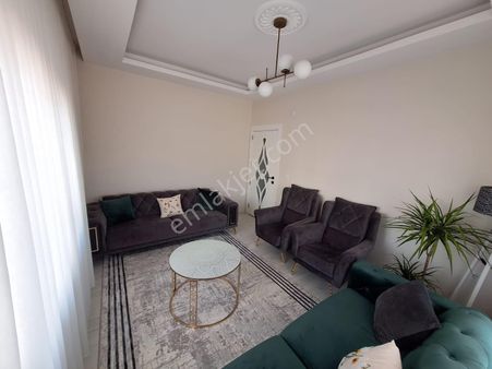 Hatuniye Mahallesi 3+1 Giriş Kat Yanında İlkokul Karşısında Hatuniye Parkı Brüt 110 M2