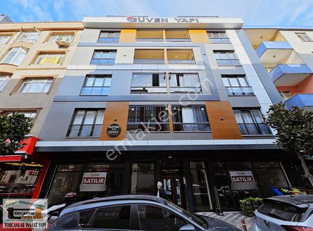 Güngören Merkezde 2+1 Asansörlü Geniş Salonlu Satılık Daire