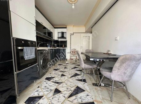 4+1 Arakat 29 Ekim'de Ebeveyn Banyolu Asansörlü