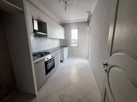 Varsak Yeni Mahalle De Satılık 2+1 Geniş Daire