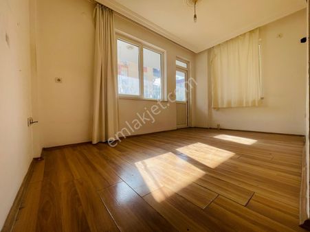 Düdenbaşı Mah 1+1 Ayrı Mutfaklı İskanlı Y.giriş Daire