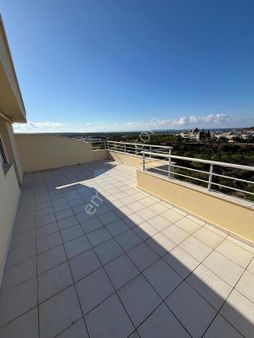 Önü Kapanmaz Deniz Manzaralı Havuzlu Sitede Dubleks