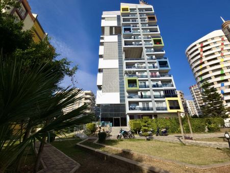 Turyap Sistem'den Üniversite Cad. Site İçi Eşyalı Satılık 1+1