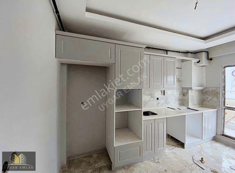 Hürriyet Mahallesinde Ebeveyn Banyolu 2+1 Lüks Daire