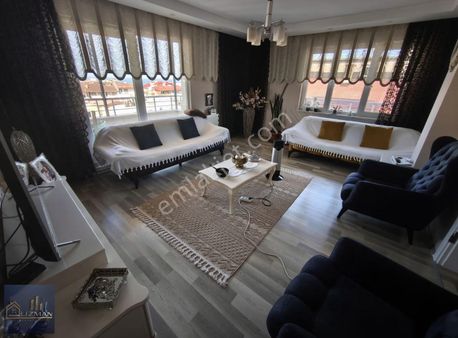 Uzman Emlak'tan 2 Ayrı Kapılı Dubleks Asansörlü Satılık Daire