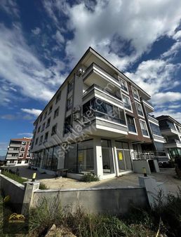 Işık Gayrimenkul'den Kiralık Fatih Mh. Depolu 170 M2 Dükkan