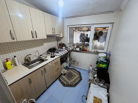 Şeref Emlaktan Şişli Gülbağ Son Kat Asansörlü Çift Cephe Daire