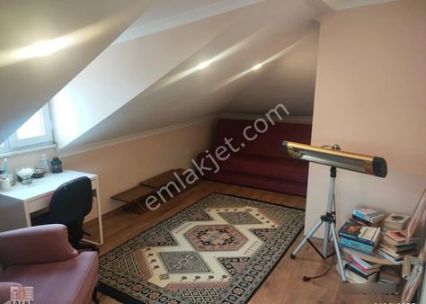 Güngören Haznedar Mah 1+1 50m2 Kiralık Teras Kat