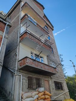 Altın Emlak Giresun'dan Çıtlakkale'de Valiliğe Yakın 110m2 Sobalı 3+1 Kiralık Daire