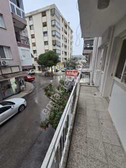 Balçova Korutürk Mah.kipa Avm Karşısı Termalli A.kat Kiralık 3+1 Daire