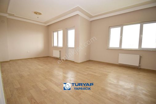 Turyap Yapracık 'tan 13.bölgede Kiralık Y-tipi 3+1 Daire