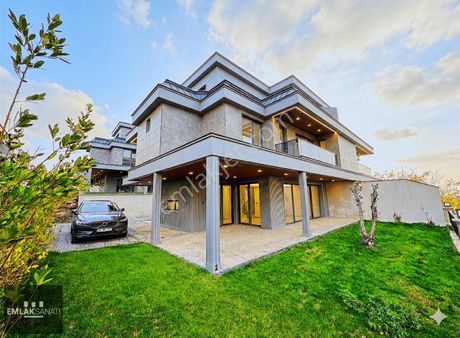 Güvenlikli Site İçinde Ultra Lüks Villa - Akıllı Ev - Özel Bahçe